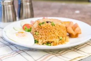 Alasan Nasi Goreng Rumahan Terasa Lebih Enak Sebuah Ode Untuk Kelezatan Otentik